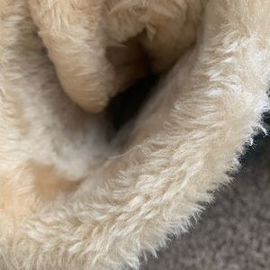 Boot Ugg brand new never used color gray excellent condition